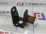 Кронштейн двигателя передний Toyota Avensis (T250) 123110D090.
