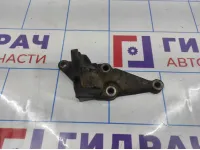 Кронштейн двигателя правый Toyota Avensis (T250) 123150D040.