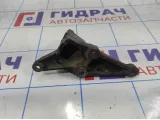 Кронштейн двигателя правый Toyota Avensis (T250) 123150D040.