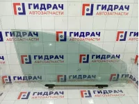 Стекло двери передней правой Toyota Avensis 6810105030