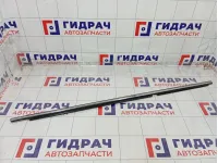 Накладка стекла заднего правого Toyota Avensis