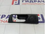 Накладка ручки внутренней задней левой Toyota Avensis 6761805040