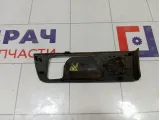 Накладка ручки внутренней задней левой Toyota Avensis 6761805040