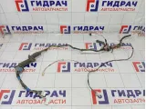 Проводка двери передней правой Toyota Avensis 8215105610