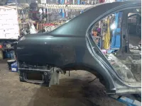 Крыло заднее правое Toyota Avensis