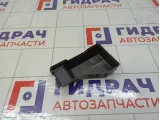 Крышка блока предохранителей Toyota Avensis 8266205120