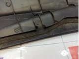 Решетка под лобовое стекло (Жабо) левая Toyota Avensis 5578205041