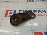 Кронштейн балки задней правый Toyota Avensis 5229720020