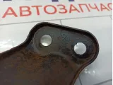 Кронштейн балки задней правый Toyota Avensis 5229720020