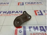 Кронштейн балки задней левый Toyota Avensis 5229820010
