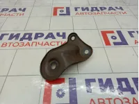Кронштейн балки задней левый Toyota Avensis 5229820010
