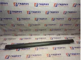 Накладка порога правая Toyota Avensis 7585105010