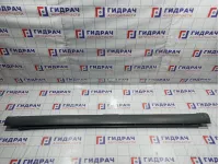 Накладка на порог наружная левая Toyota Avensis (T250) 75852-05010. Царапины.