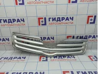 Решетка радиатора Toyota Avensis (T250) 53100-05080. Дефект.