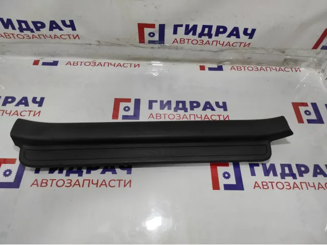 Накладка порога переднего левого внутренняя Toyota Avensis (T250) 67914-05030B0.