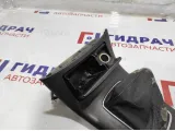 Накладка декоративная на центральную консоль Toyota Avensis (T250) 58821-05010. Потертости.