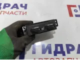 Кнопка обогрева сидений Toyota Avensis (T250) 8475105030.
