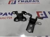 Петли двери задней правой Toyota Avensis (T250) . Комплект.