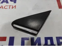 Накладка крыла переднего левого Toyota Avensis (T250) 60118-05010. Дефект креплений.