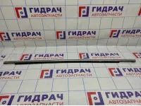 Накладка стекла переднего левого Toyota Avensis (T250) 75720-20491. Дефект.