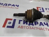Привод передний левый Toyota Avensis (T250) 43420-05240.