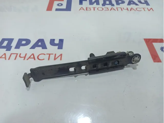 Механизм регулировки ремня безопасности Toyota Avensis (T250) 7320005030.