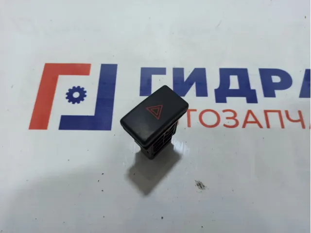 Кнопка аварийной сигнализации Toyota Avensis (T250) 8433205050.