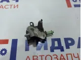 Активатор замка крышки бензобака Toyota Avensis (T250) 7703005010.