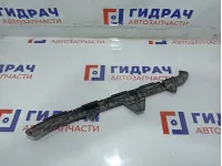 Направляющая заднего бампера левая Toyota Avensis (T250) 52576-05030. Дефекты.