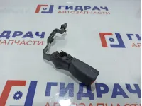 Ответная часть ремня безопасности Toyota Avensis (T250) .