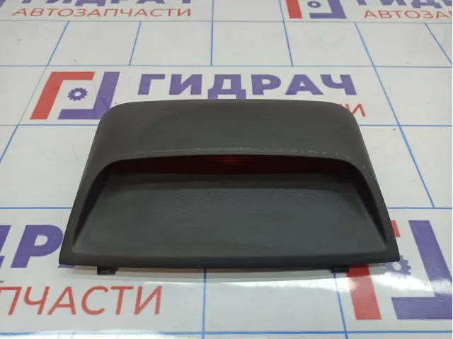 Фонарь задний (стоп сигнал) Toyota Avensis (T250) 81570-05042-B0.