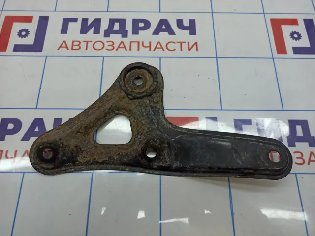 Кронштейн передней балки левый Toyota Avensis (T250) 52258-05020.