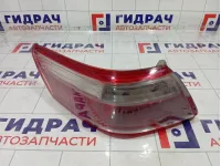 Фонарь задний наружный левый Toyota Camry (XV40) 8156133480