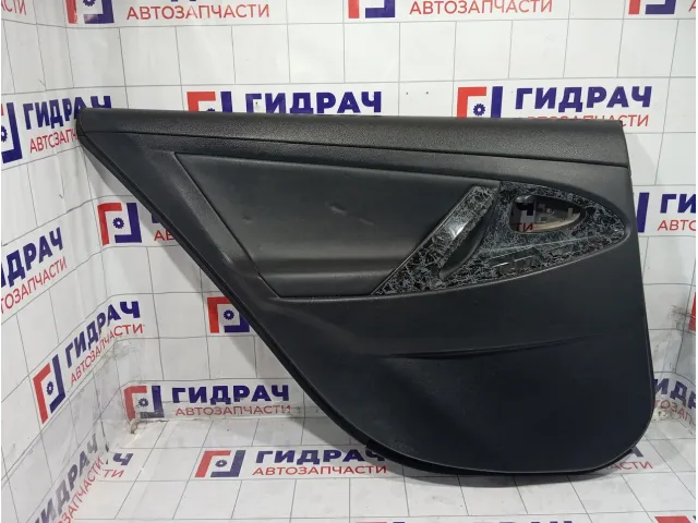 Обшивка двери задней левой Toyota Camry (XV40) 6764033830B0