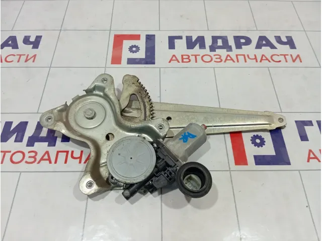 Стеклоподъемник задний правый Toyota Camry (XV40) 6980333050