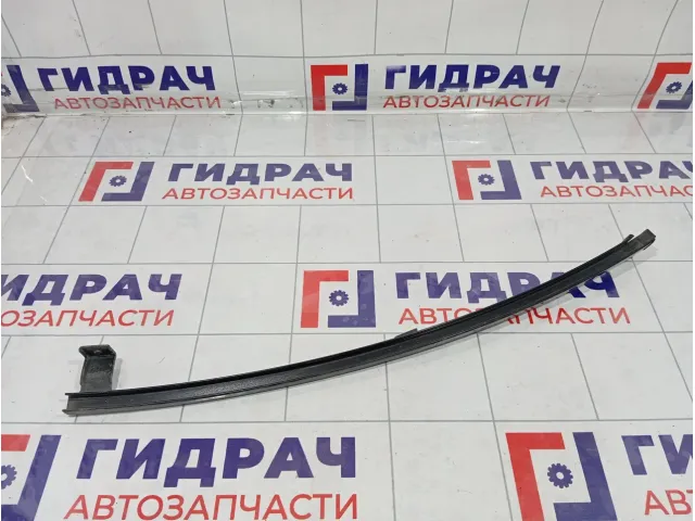 Направляющая стекла двери задняя левая Toyota Camry (XV40) 6740833070