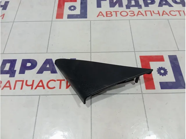 Крышка зеркала внутренняя левая Toyota Camry (XV40) 6749233110