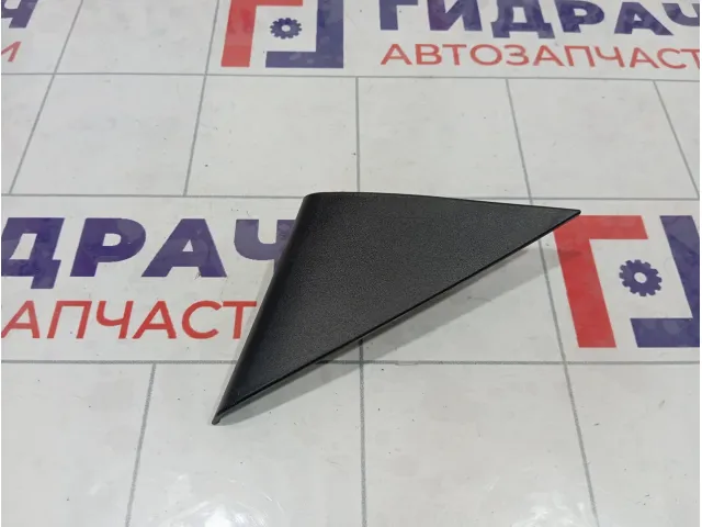Крышка зеркала внутренняя правая Toyota Camry (XV40) 6749133110