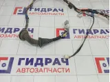 Проводка двери передней левой Toyota Camry (XV40) 8215233A80