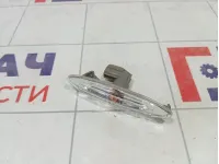 Повторитель на крыло Toyota Camry (XV40) 8173030130