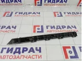 Кронштейн бампера задний правый Toyota Camry (XV40) 5215733010