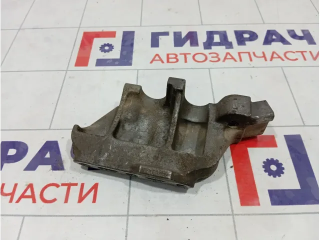 Кронштейн двигателя правый Toyota Camry (XV40) 1231628061