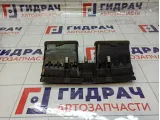 Дефлектор воздушный центральный Toyota Camry (XV40) 5566033190B0