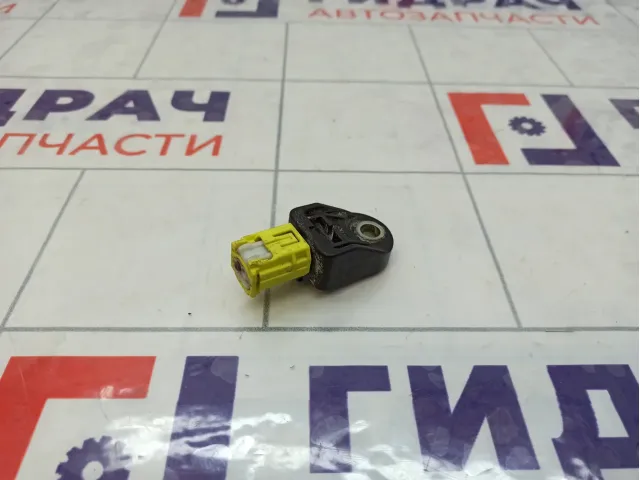 Датчик AIR BAG Toyota Camry (XV40) 8917333070