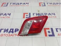 Фонарь задний внутренний левый Toyota Camry 8159133120