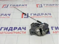 Замок двери передней левой Toyota Camry 6904042240