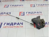 Замок двери передней левой Toyota Camry 6904042240