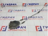 Замок двери задней левой Toyota Camry 6906033120