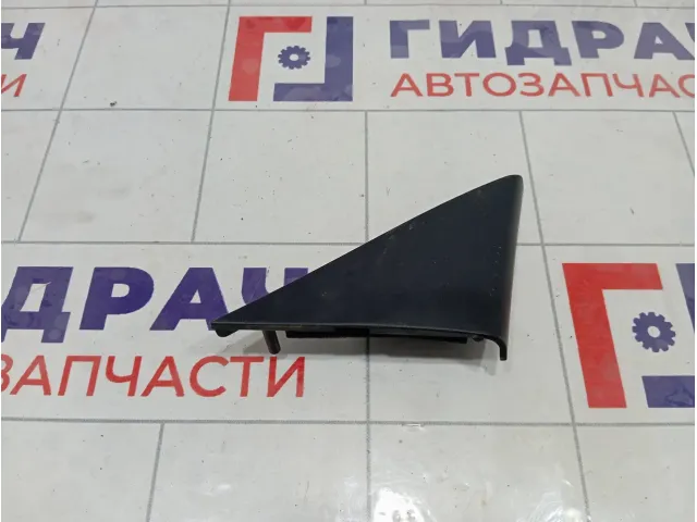 Крышка зеркала внутренняя правая Toyota Camry 6749133110