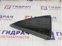 Стекло двери задней правой Toyota Camry 6812333060